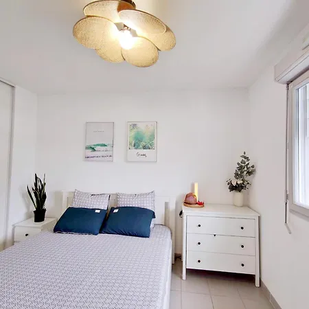 Appartement Sea View - Quiet Location, Air Conditioning & Parking